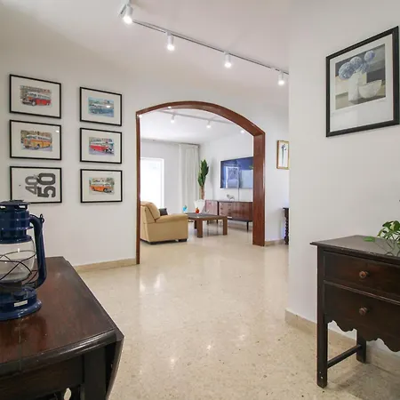 Close To The Beach Apartment *